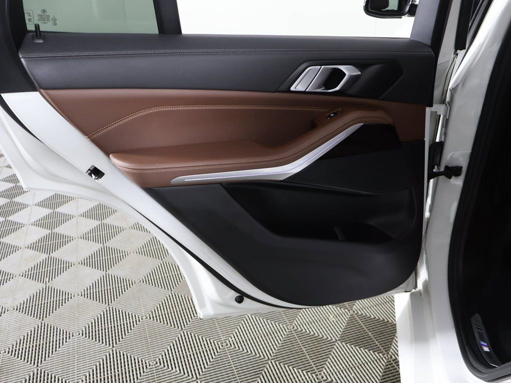 Used 2023 BMW X5 xDrive40i image 27