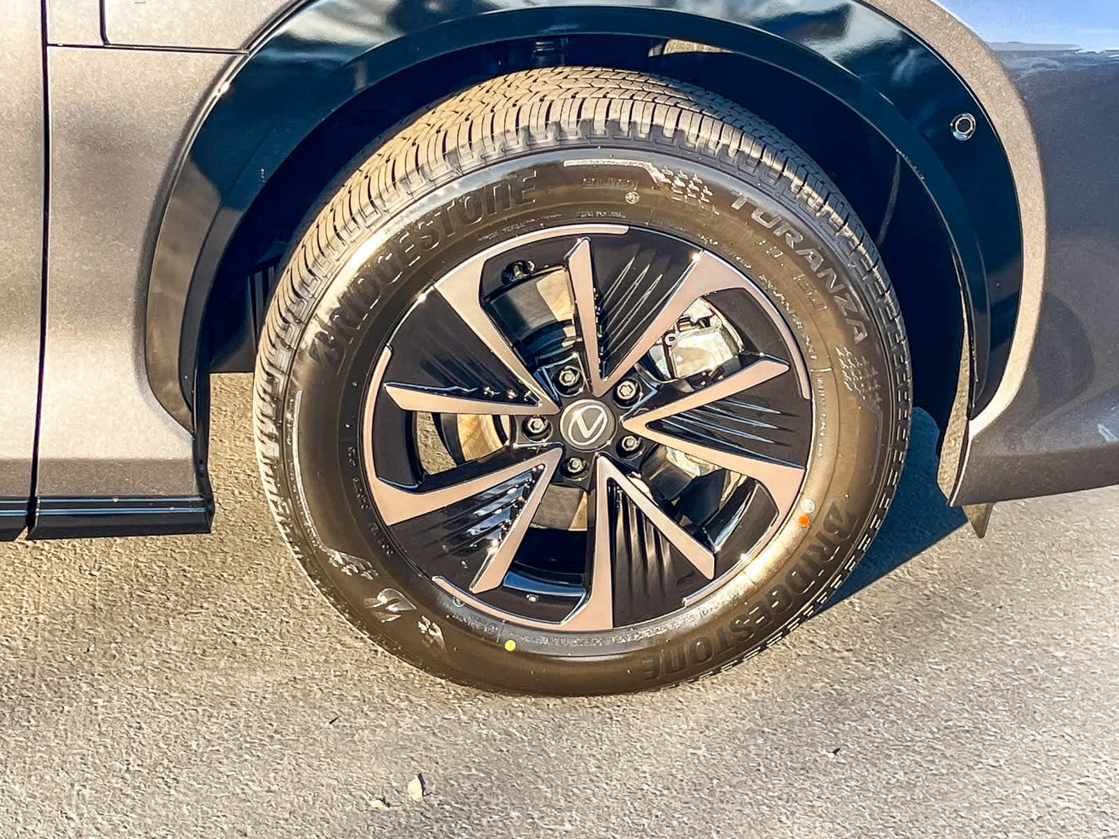 New 2026 Lexus RZ 450e Premium image 9