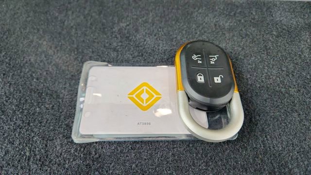 Used 2024 Rivian R1S Adventure image 61