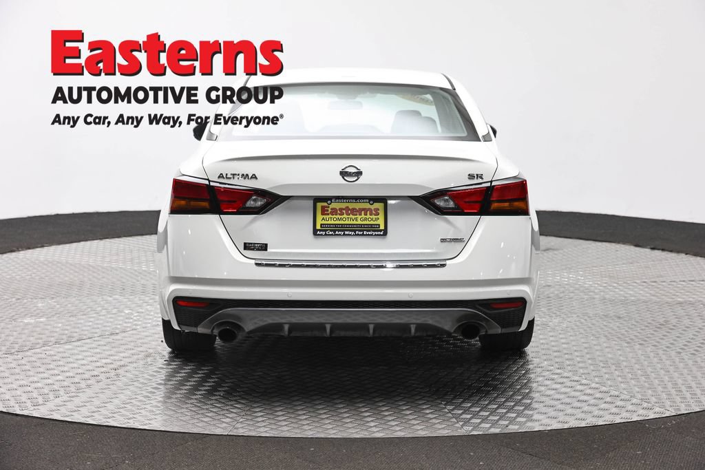 Used 2022 Nissan Altima 2.0 SR FWD image 6