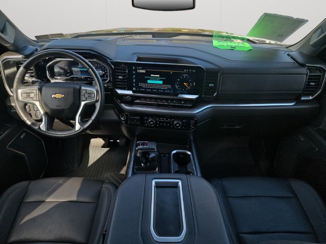 Used 2022 Chevrolet Silverado 1500 LTZ AWD/4WD image 17