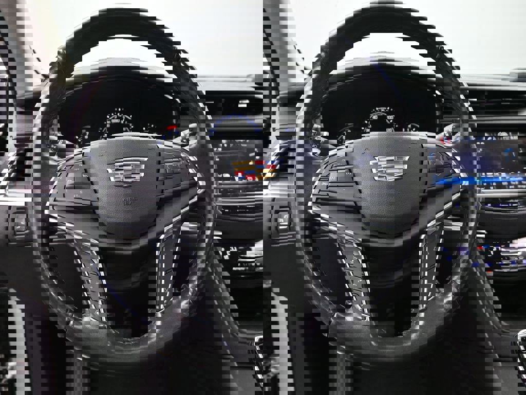 Used 2019 Cadillac XT5 Premium Luxury image 11