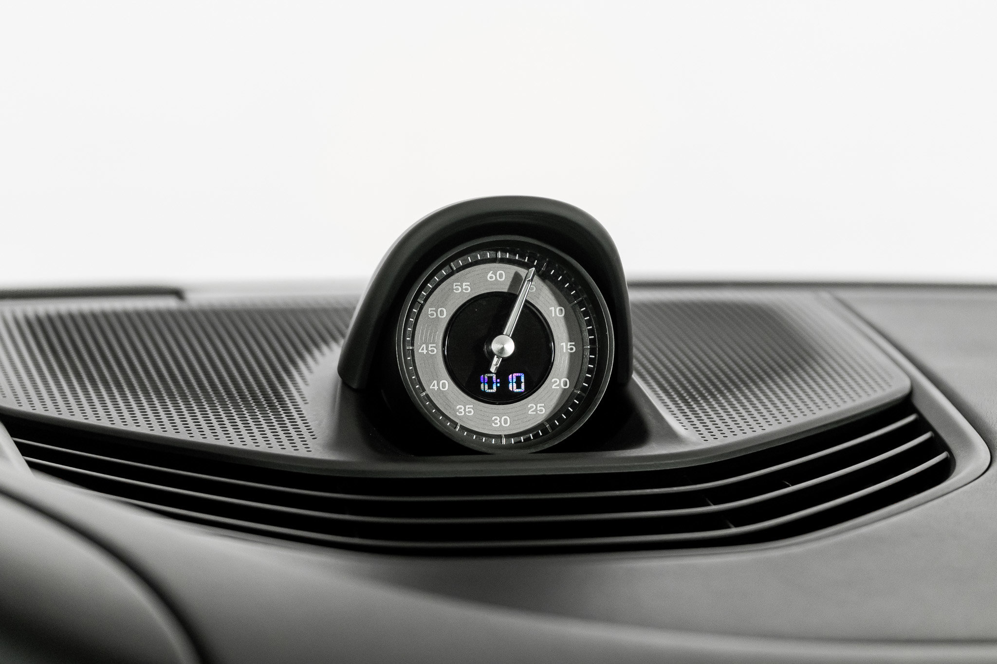 Used 2025 Porsche Taycan Turbo w/ Premium Package image 40