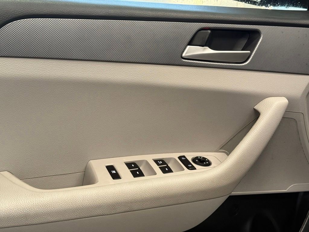 Used 2018 Hyundai Sonata ECO image 15