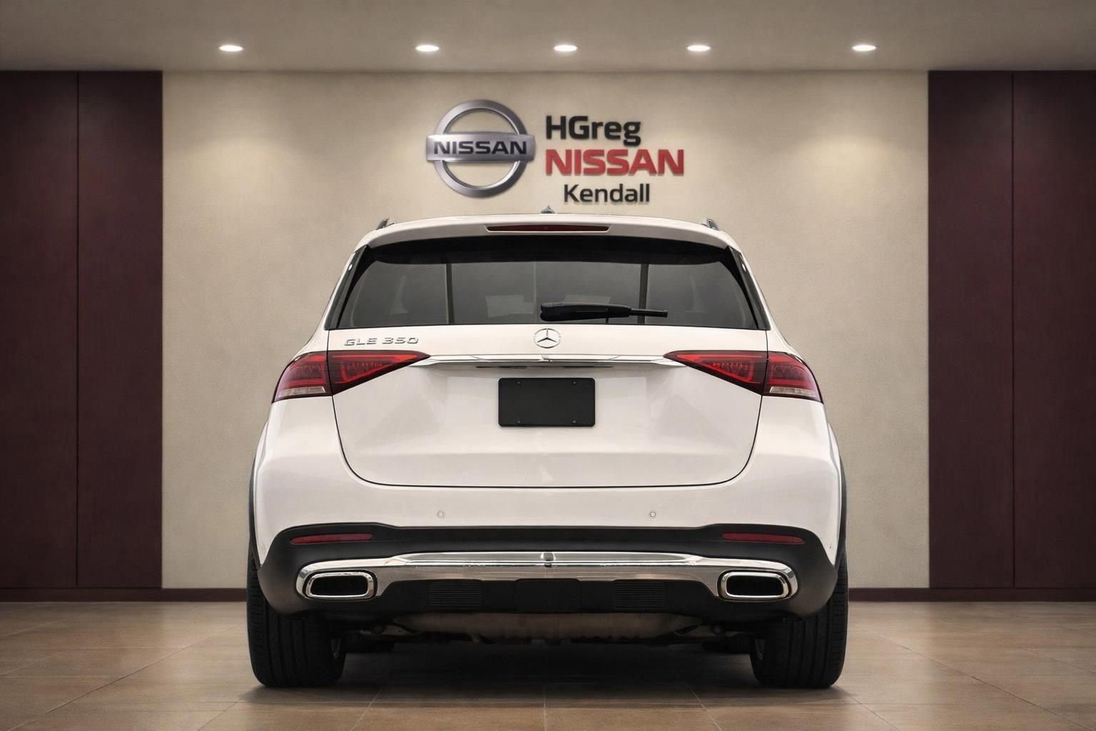 Used 2021 Mercedes-Benz GLE 350 w/ Premium Package image 8