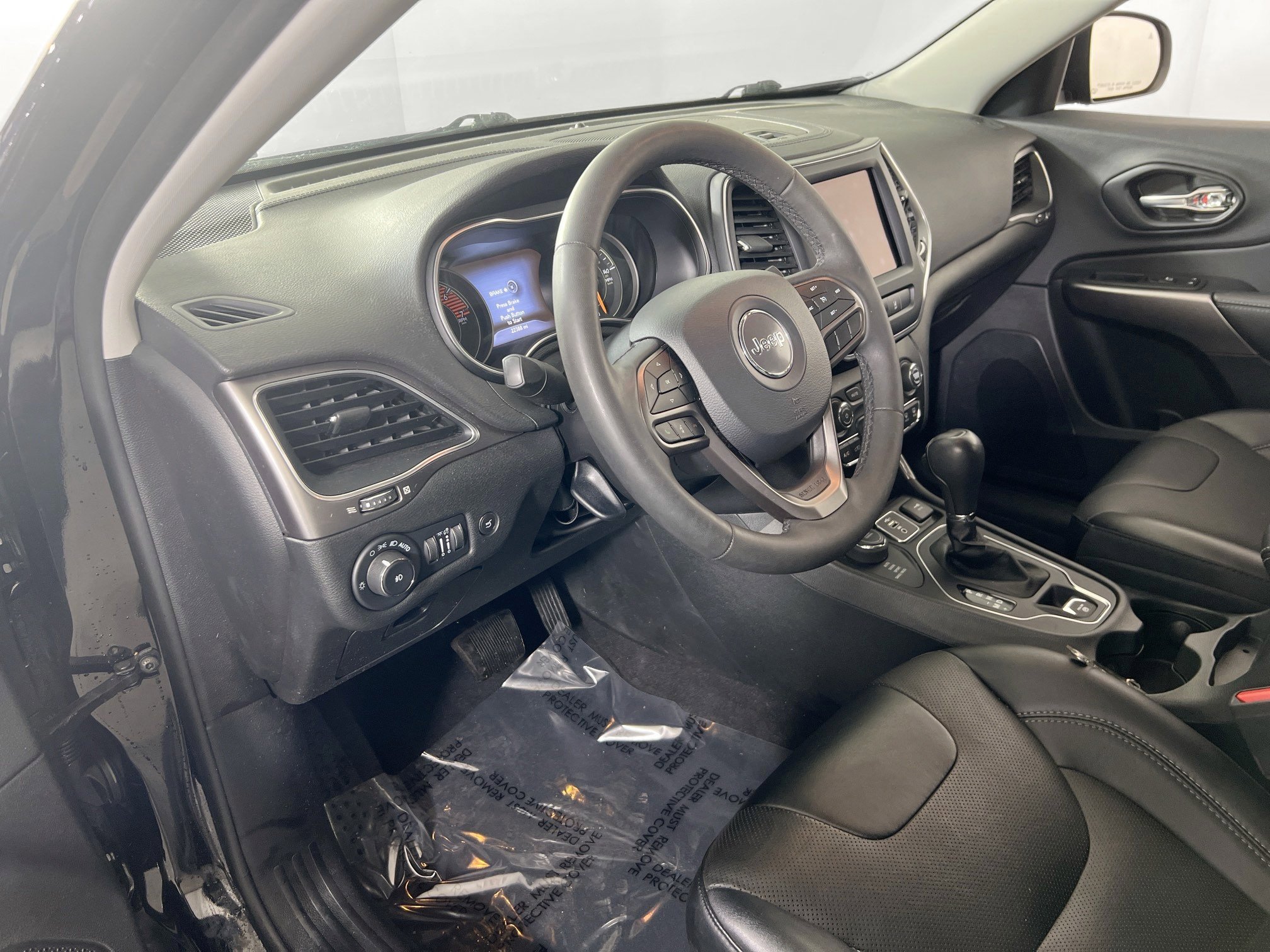 Used 2022 Jeep Cherokee Latitude Lux AWD/4WD image 9