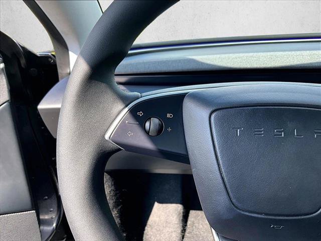 Used 2025 Tesla Model 3 Long Range RWD image 19