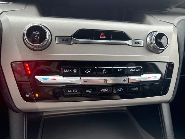 Used 2023 Ford Explorer XLT w/ Equipment Group 202A image 17