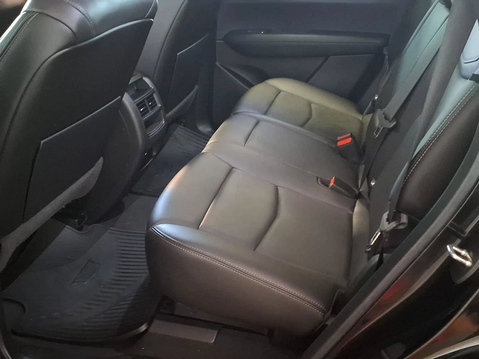 Used 2021 Cadillac XT5 Premium Luxury AWD/4WD image 15