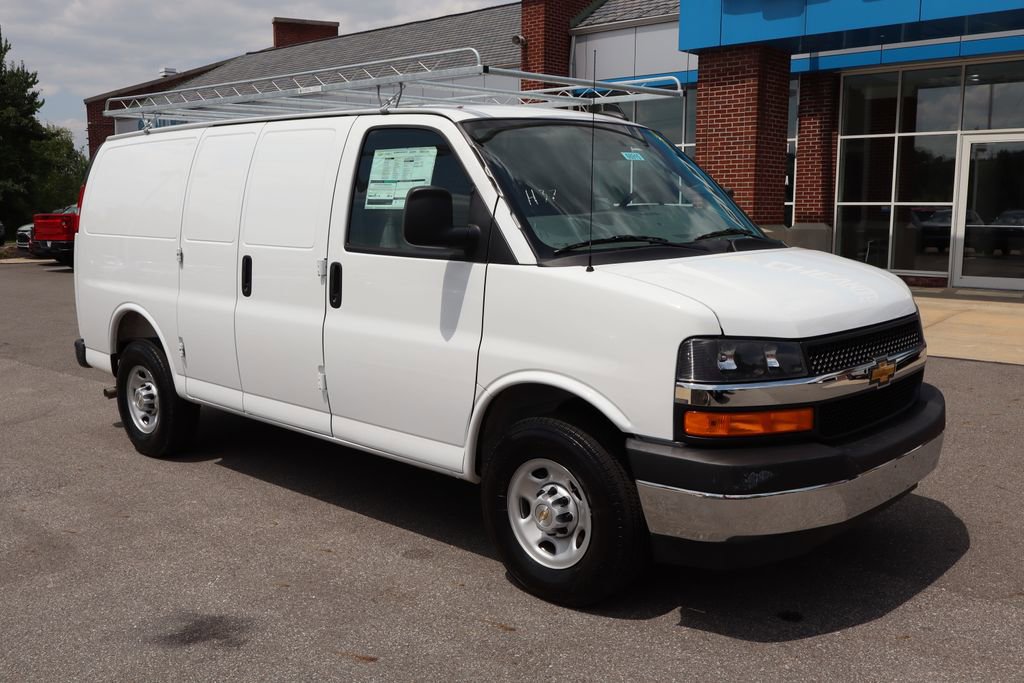 New 2025 Chevrolet Express 2500 w/ Driver Convenience Package image 3