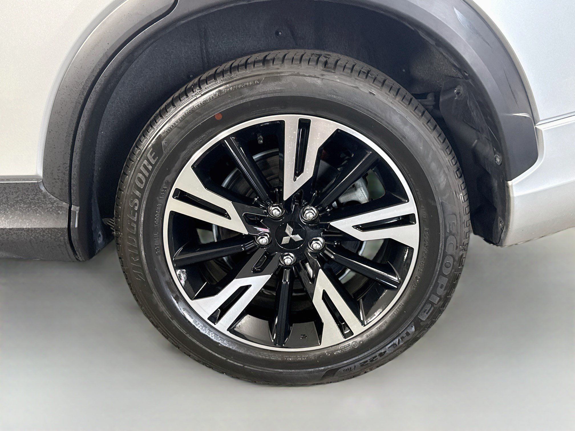 Used 2024 Mitsubishi Eclipse Cross SEL AWD/4WD image 37