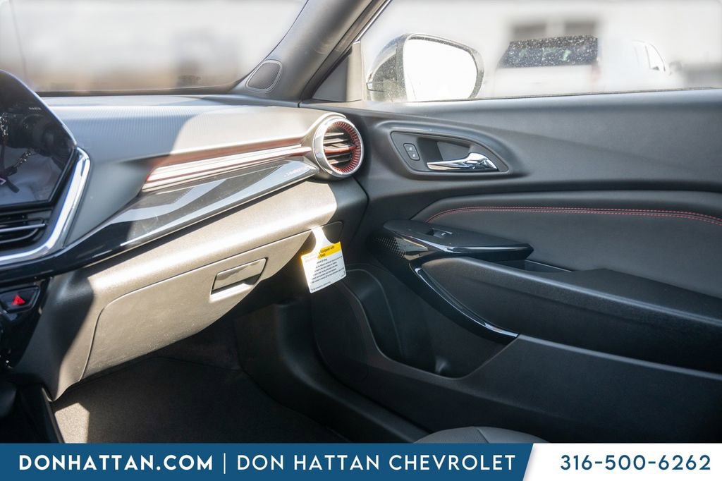 New 2026 Chevrolet Trax RS w/ Driver Confidence Package image 15