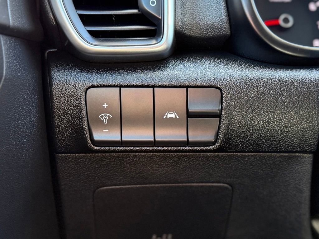 Used 2022 Kia Sportage LX AWD/4WD image 18