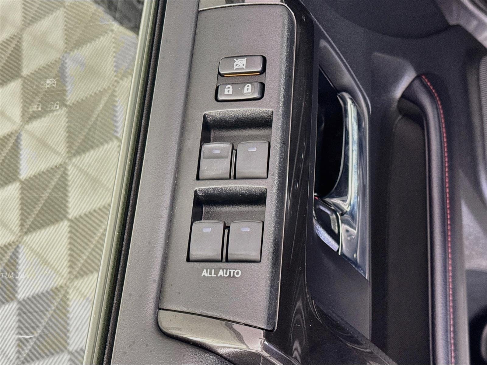 Used 2023 Toyota 4Runner TRD Off-Road AWD/4WD image 19