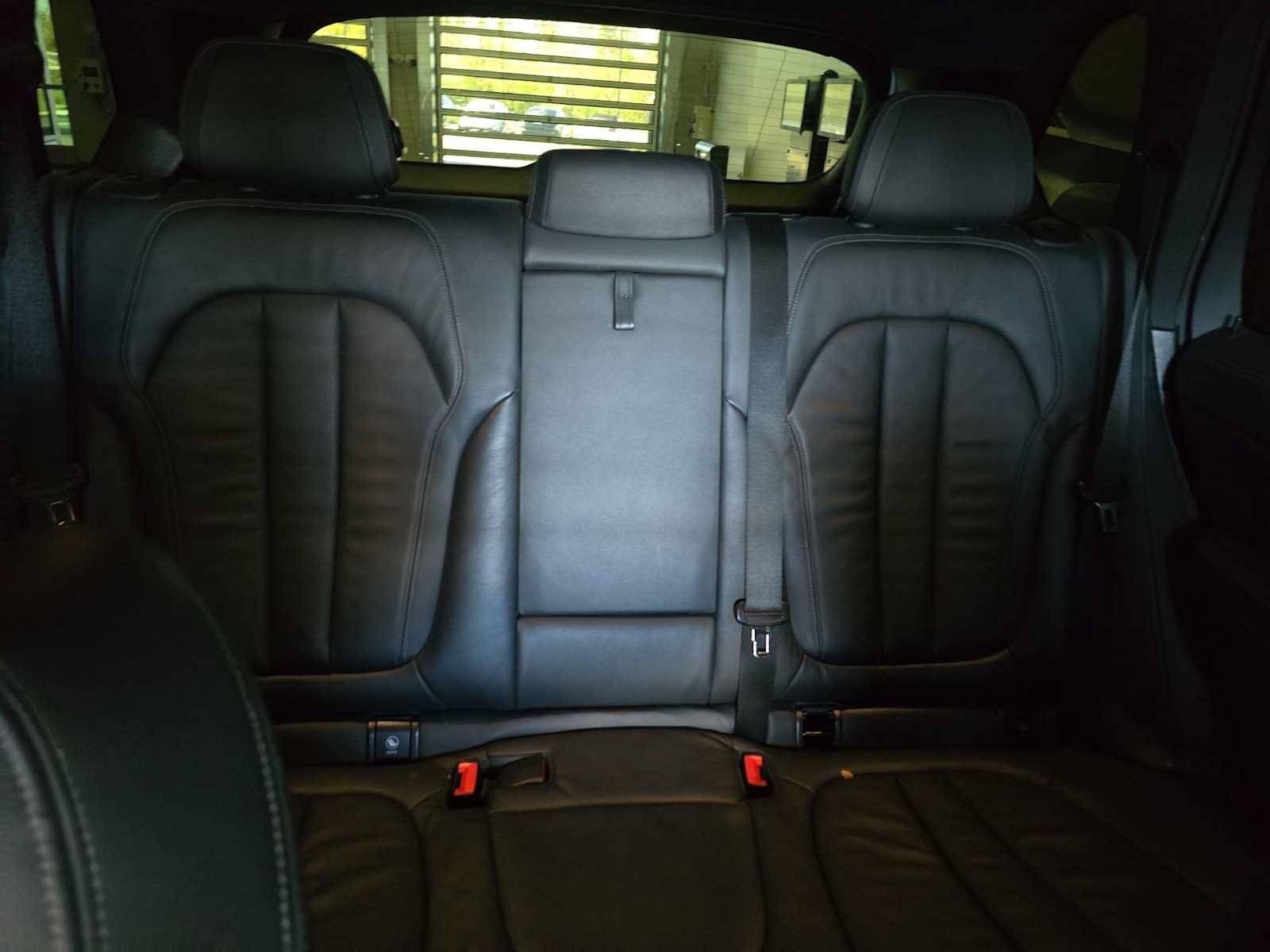Used 2020 BMW X5 xDrive40i w/ M Sport Package AWD/4WD image 9