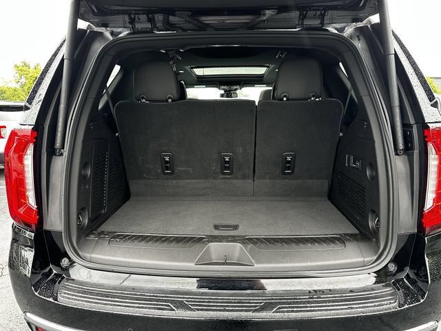Used 2023 GMC Yukon SLT w/ SLT Premium Package AWD/4WD image 45