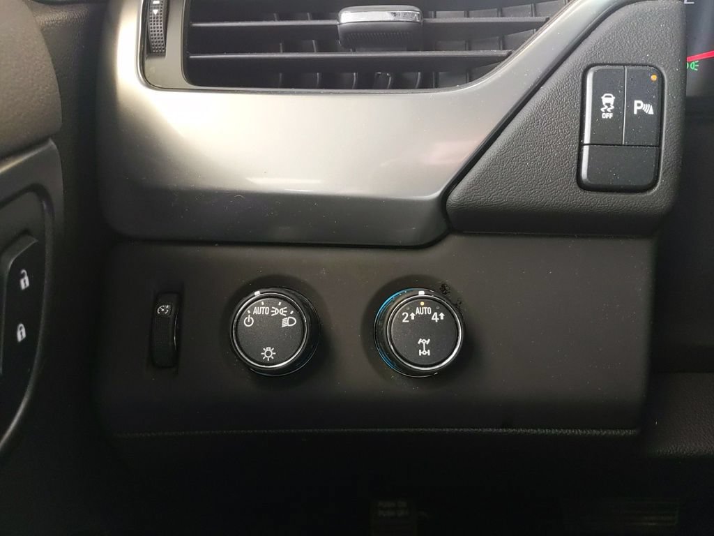 Used 2019 Chevrolet Tahoe LS AWD/4WD image 23