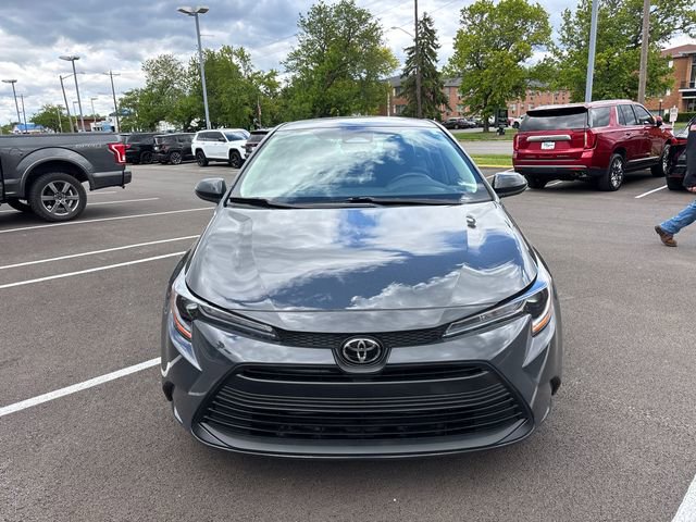 Used 2024 Toyota Corolla LE FWD image 5