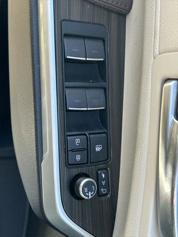 Certified 2023 Toyota Sienna Platinum image 24