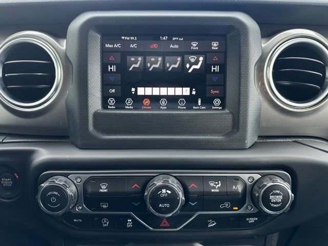 Used 2018 Jeep Wrangler Unlimited Sahara image 20