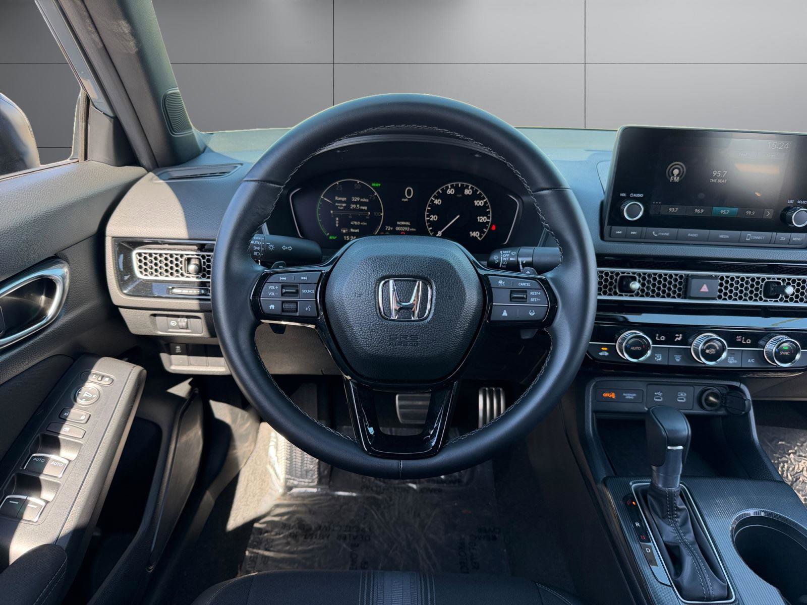 Used 2025 Honda Civic FWD Hybrid Sedan image 5