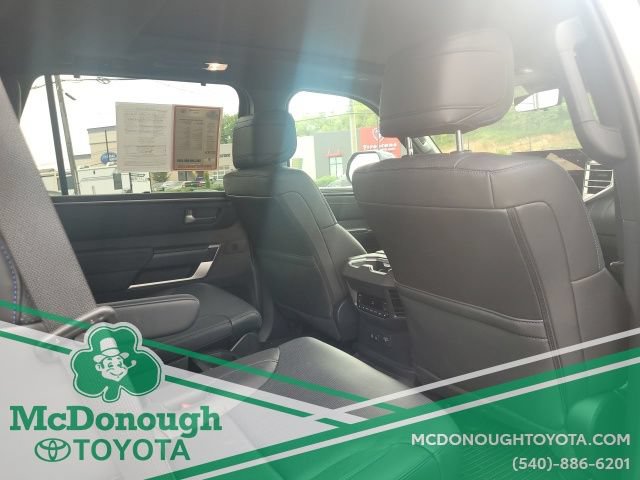 Used 2024 Toyota Sequoia Platinum AWD/4WD image 37