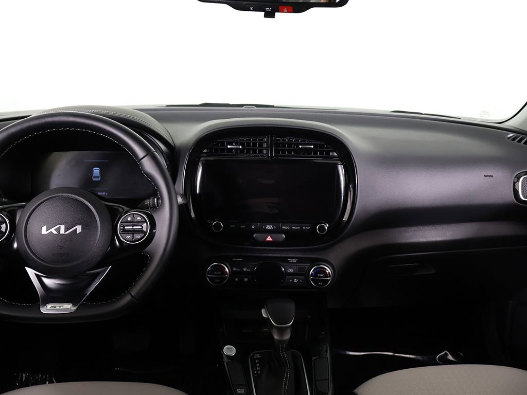 Certified 2023 Kia Soul GT-Line FWD image 34