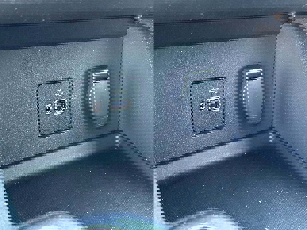 Used 2020 Nissan Sentra S image 22