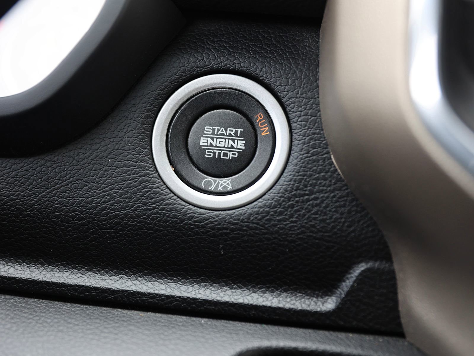 Used 2024 RAM 2500 Laramie image 34