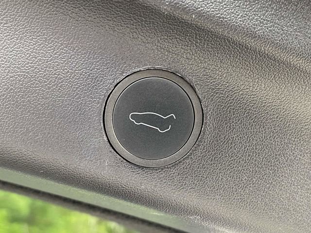 Used 2024 Tesla Model Y Long Range image 15