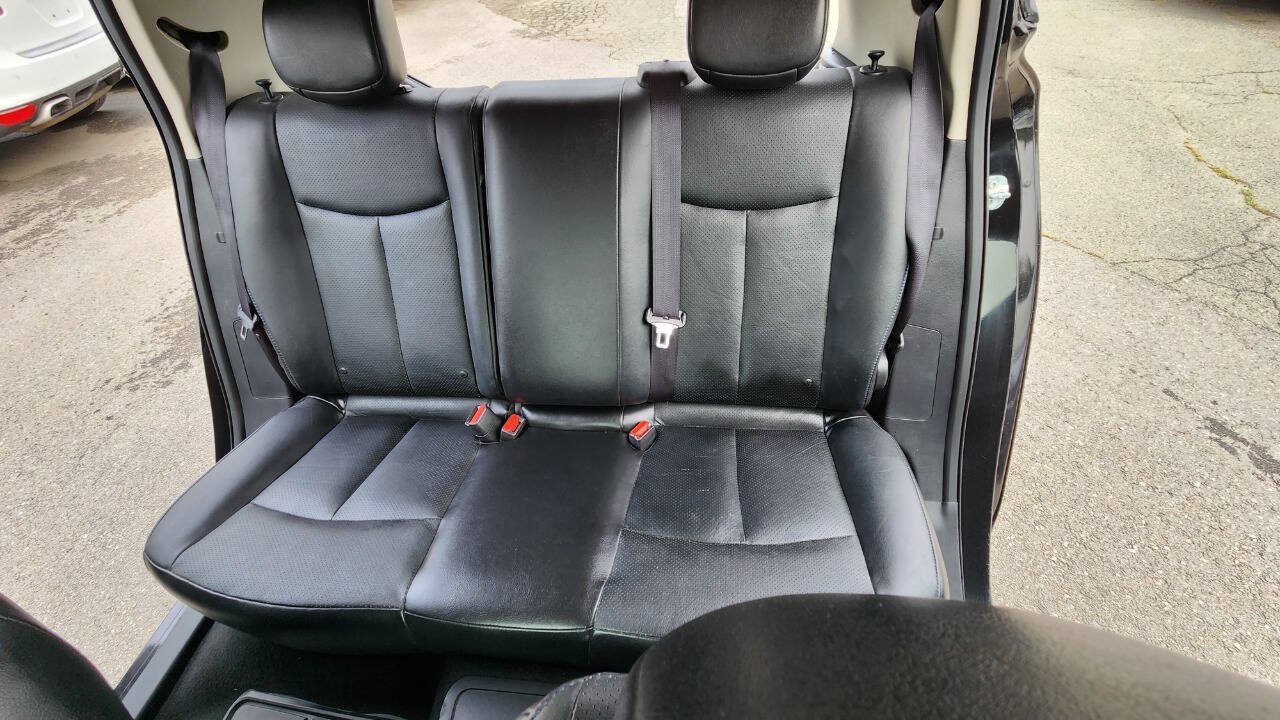 Used 2013 Nissan Leaf SL FWD image 28