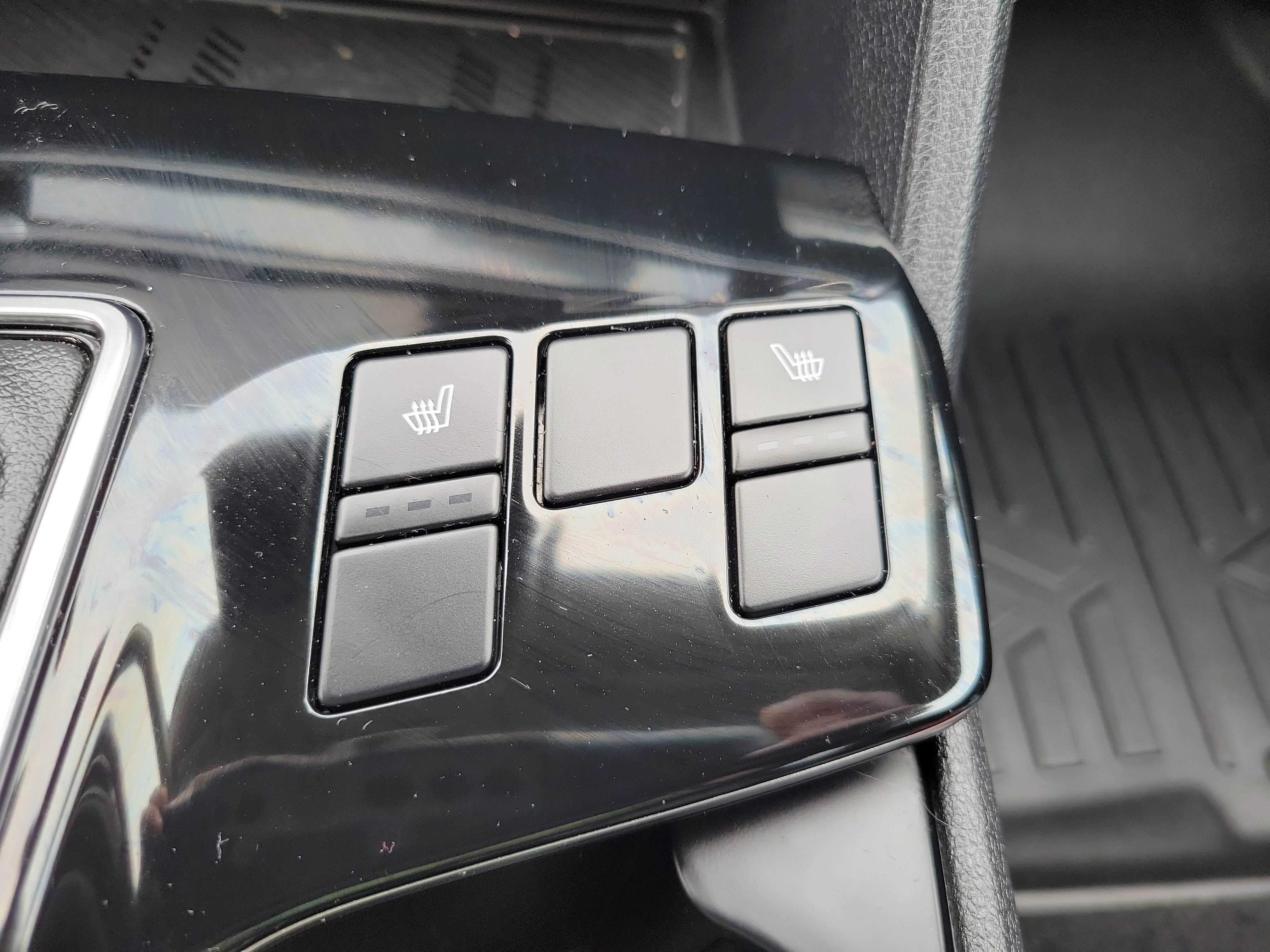 Certified 2024 Kia Sportage EX image 33