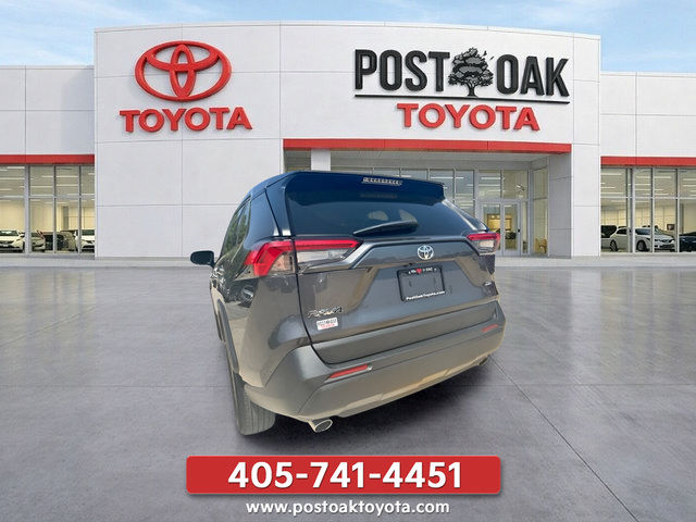 Used 2025 Toyota RAV4 XLE FWD image 6