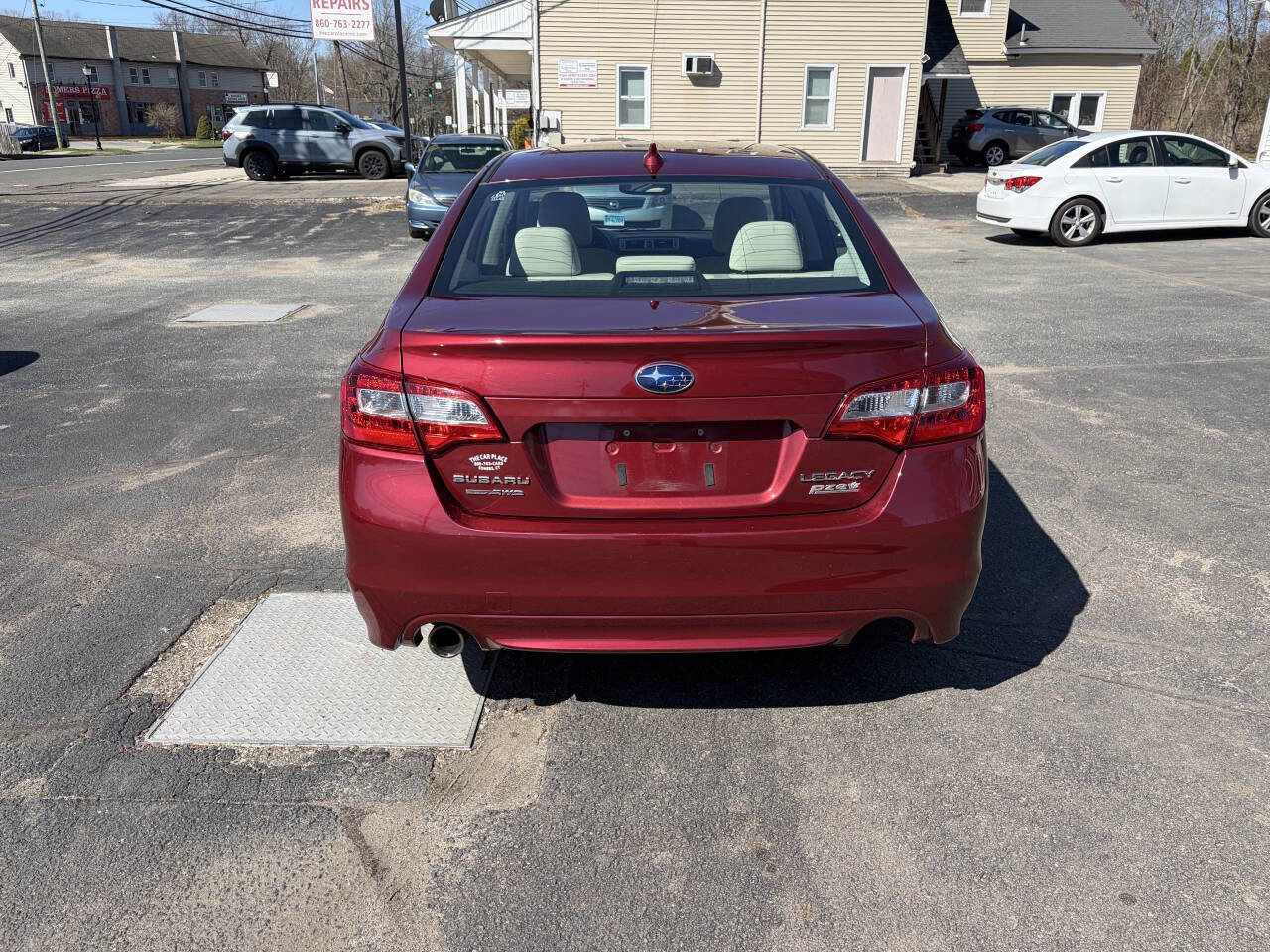 Used 2016 Subaru Legacy 2.5i Premium w/ Moonroof Package AWD/4WD image 4