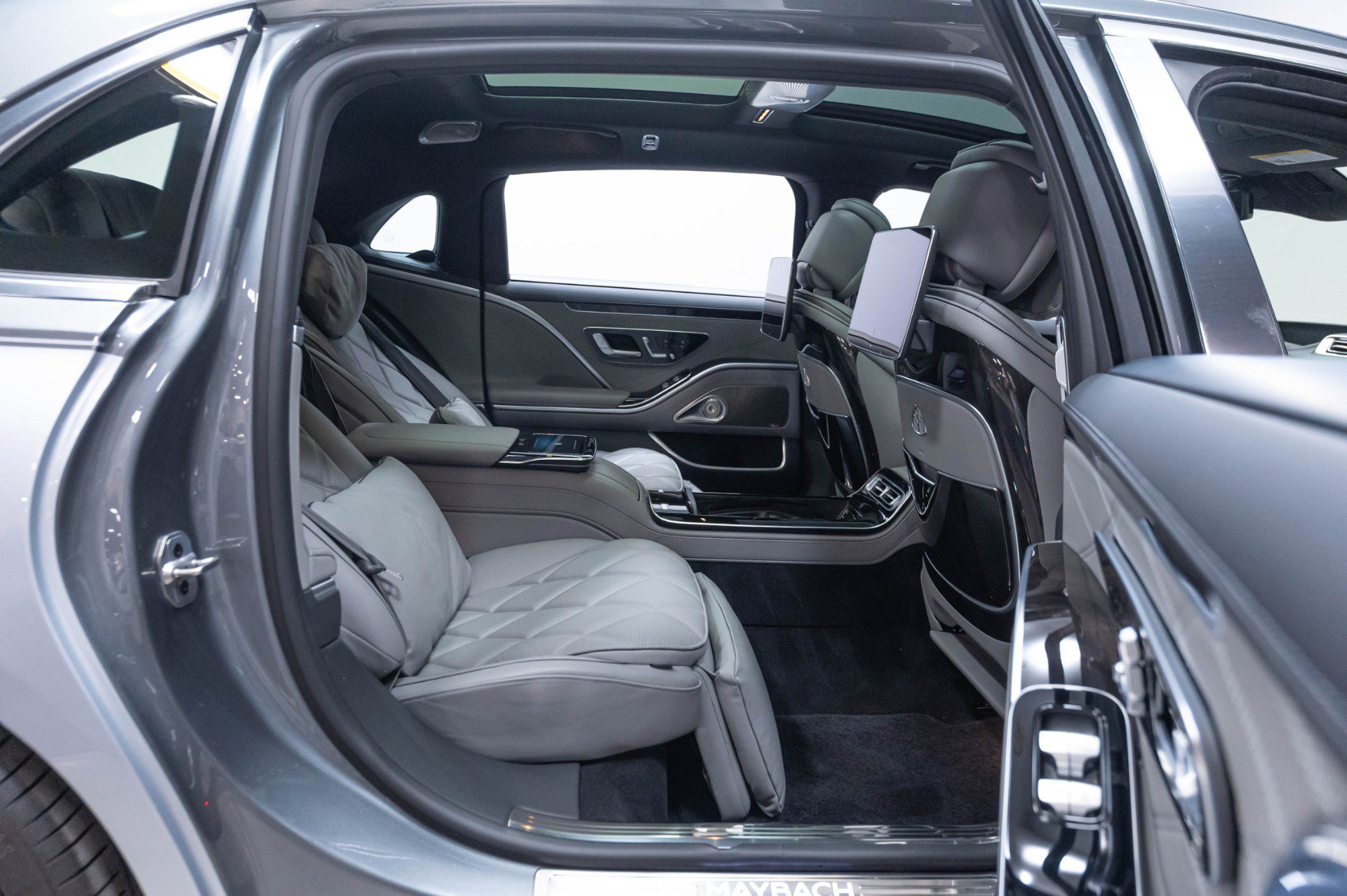 Used 2024 Mercedes-Benz Maybach S 680 4MATIC image 72