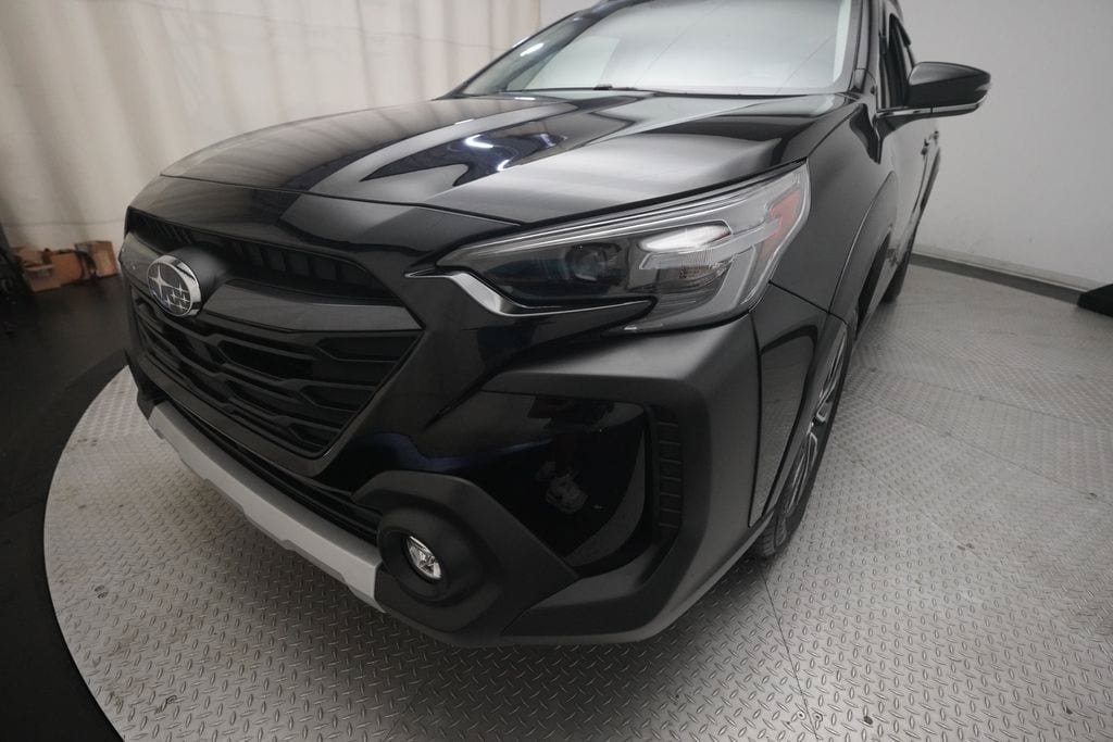 Certified 2025 Subaru Outback Limited AWD/4WD image 23
