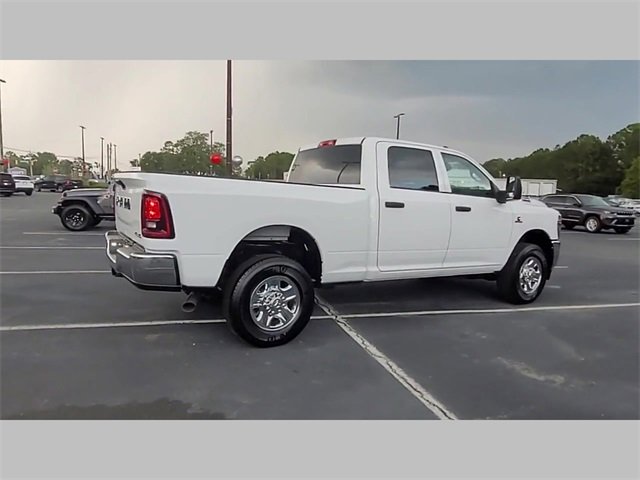 New 2026 RAM 2500 Tradesman w/ Chrome Appearance Group image 32
