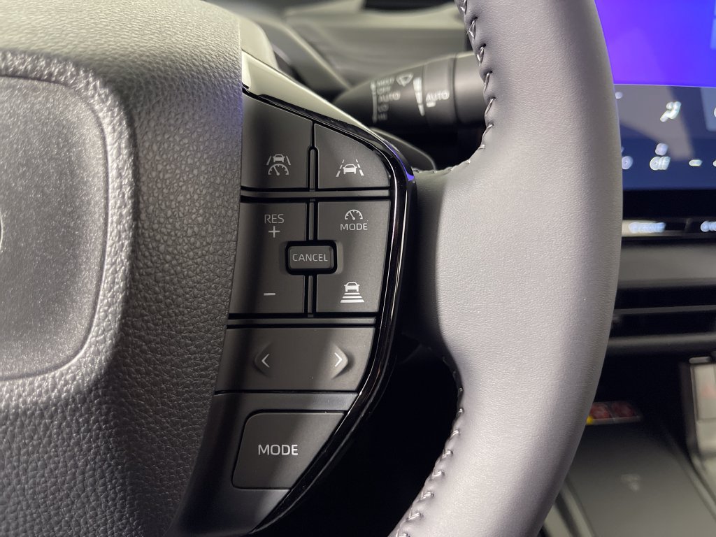 New 2026 Toyota C-HR AWD/4WD image 27