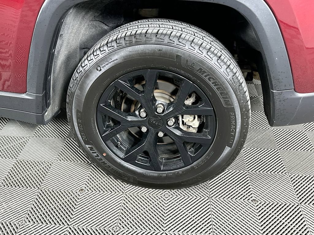 Certified 2024 Jeep Grand Cherokee Altitude image 42