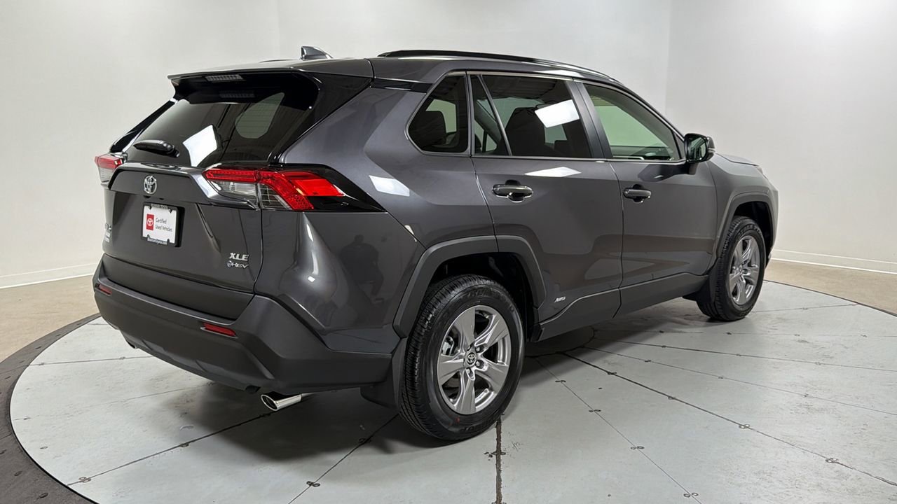 Certified 2025 Toyota RAV4 XLE w/ Convenience Package image 5