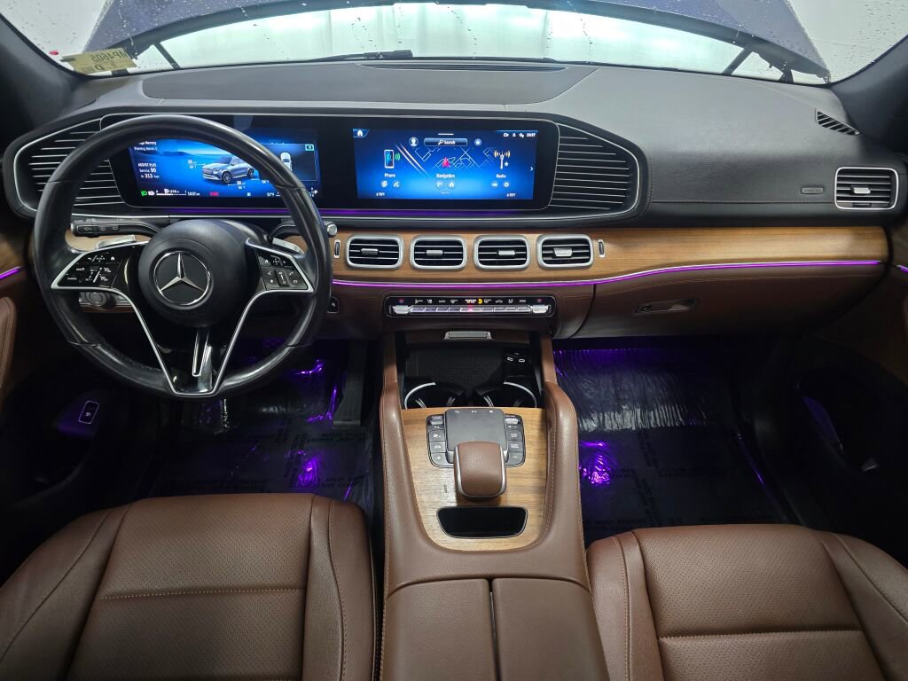 Used 2024 Mercedes-Benz GLE 350 GLE 350 w/ 3rd Row Seat Package image 17