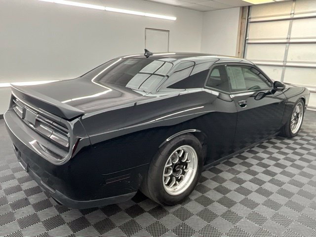 Used 2016 Dodge Challenger SRT Hellcat RWD image 23