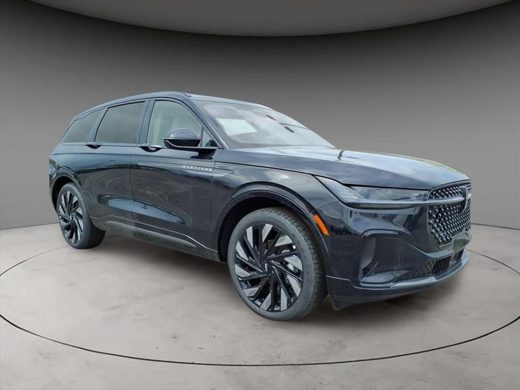 New 2025 Lincoln Nautilus Reserve w/ Jet Appearance Package AWD/4WD image 10