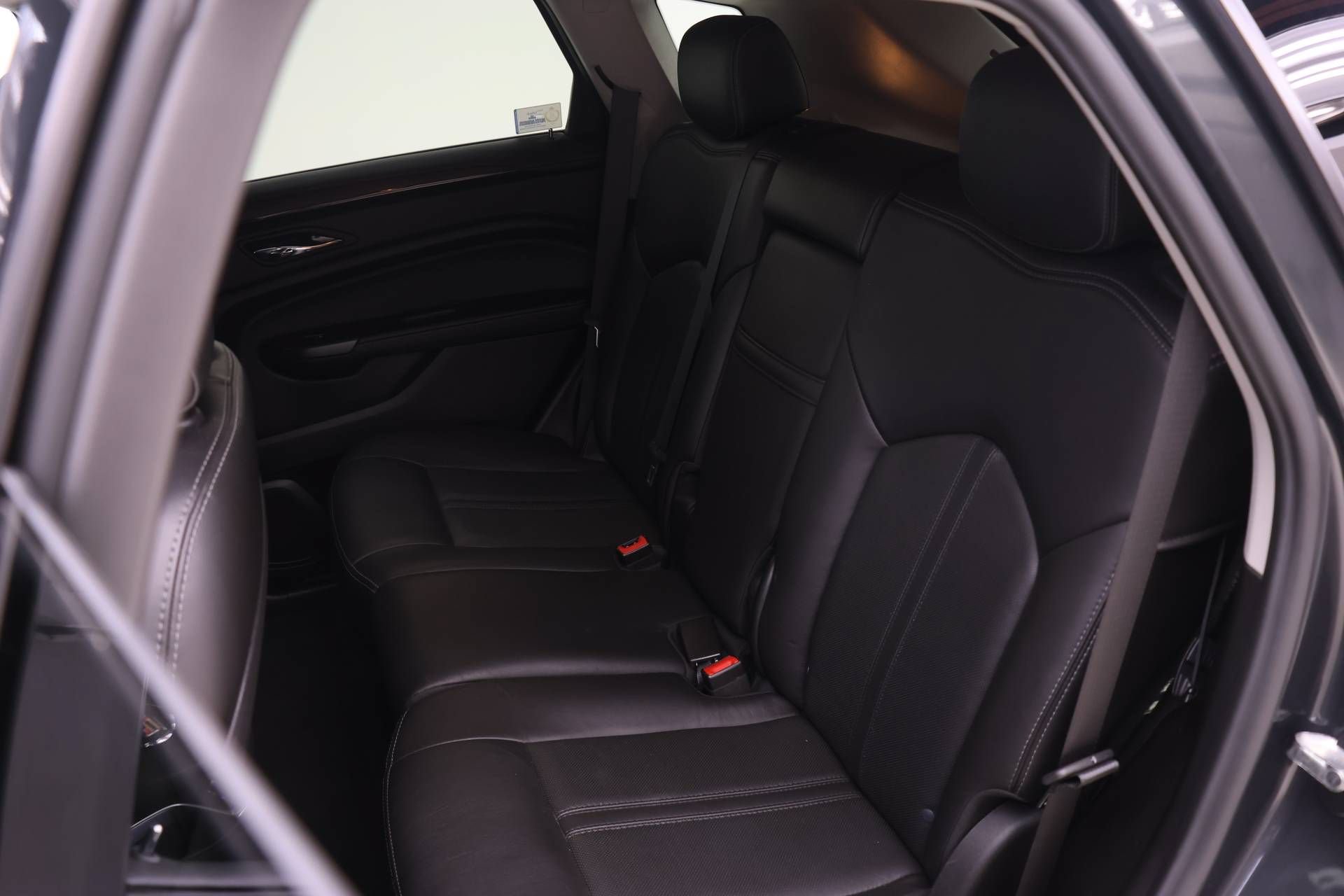 Used 2015 Cadillac SRX Luxury w/ Driver Awareness Package AWD/4WD image 13