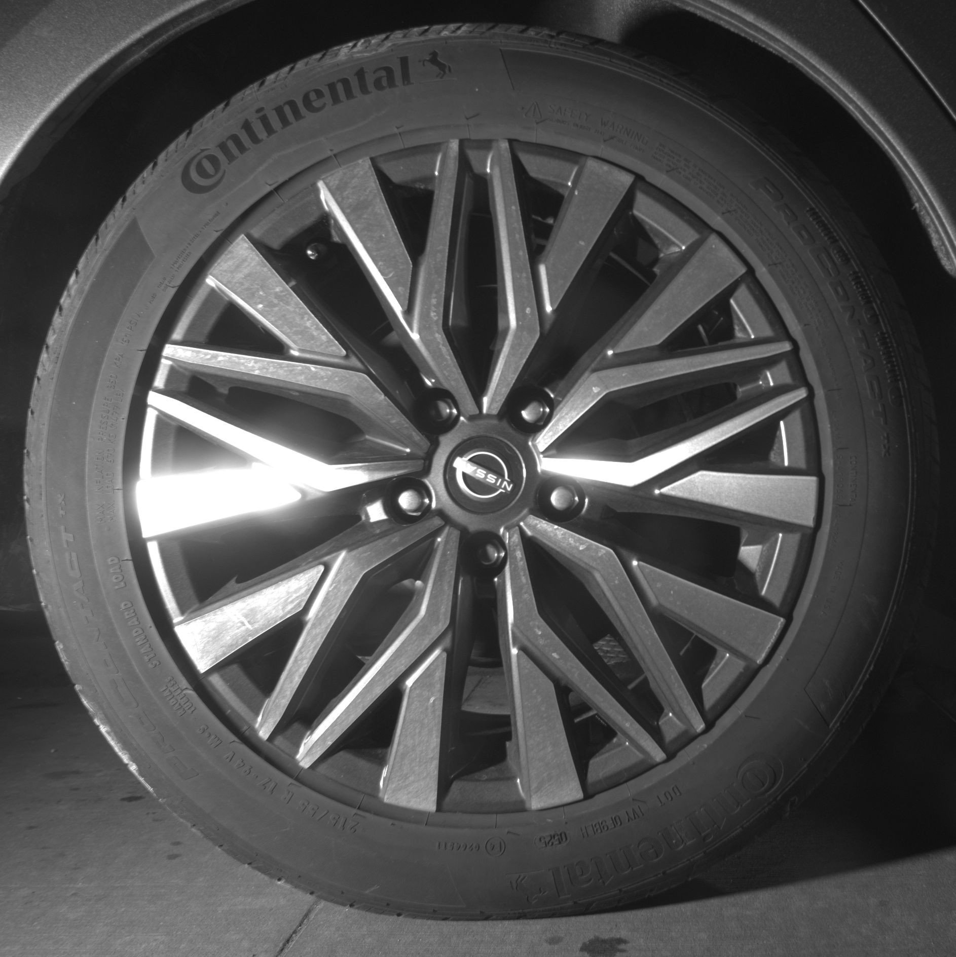 Used 2025 Nissan Altima 2.5 SV FWD image 15
