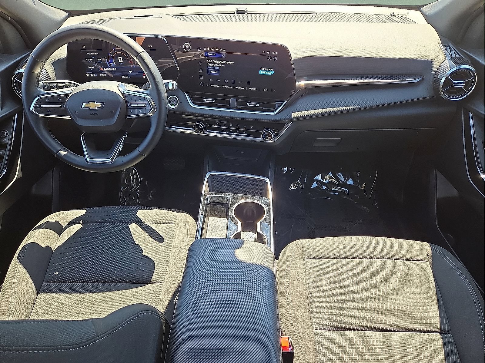 Used 2025 Chevrolet Equinox LT AWD/4WD image 15