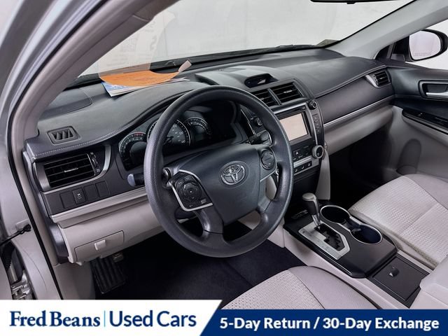 Used 2012 Toyota Camry LE FWD image 7