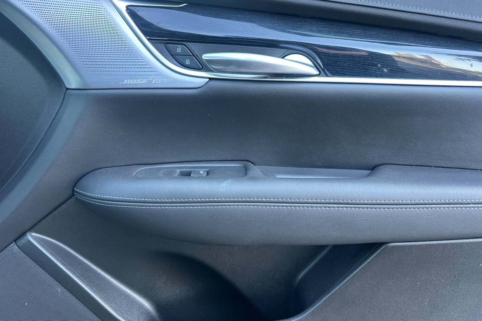 Certified 2024 Cadillac XT5 Premium Luxury FWD image 20