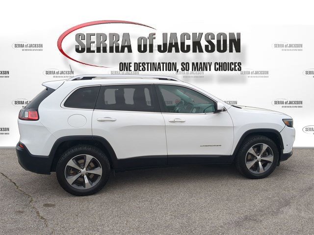 Used 2019 Jeep Cherokee Limited w/ Technology Group image 9
