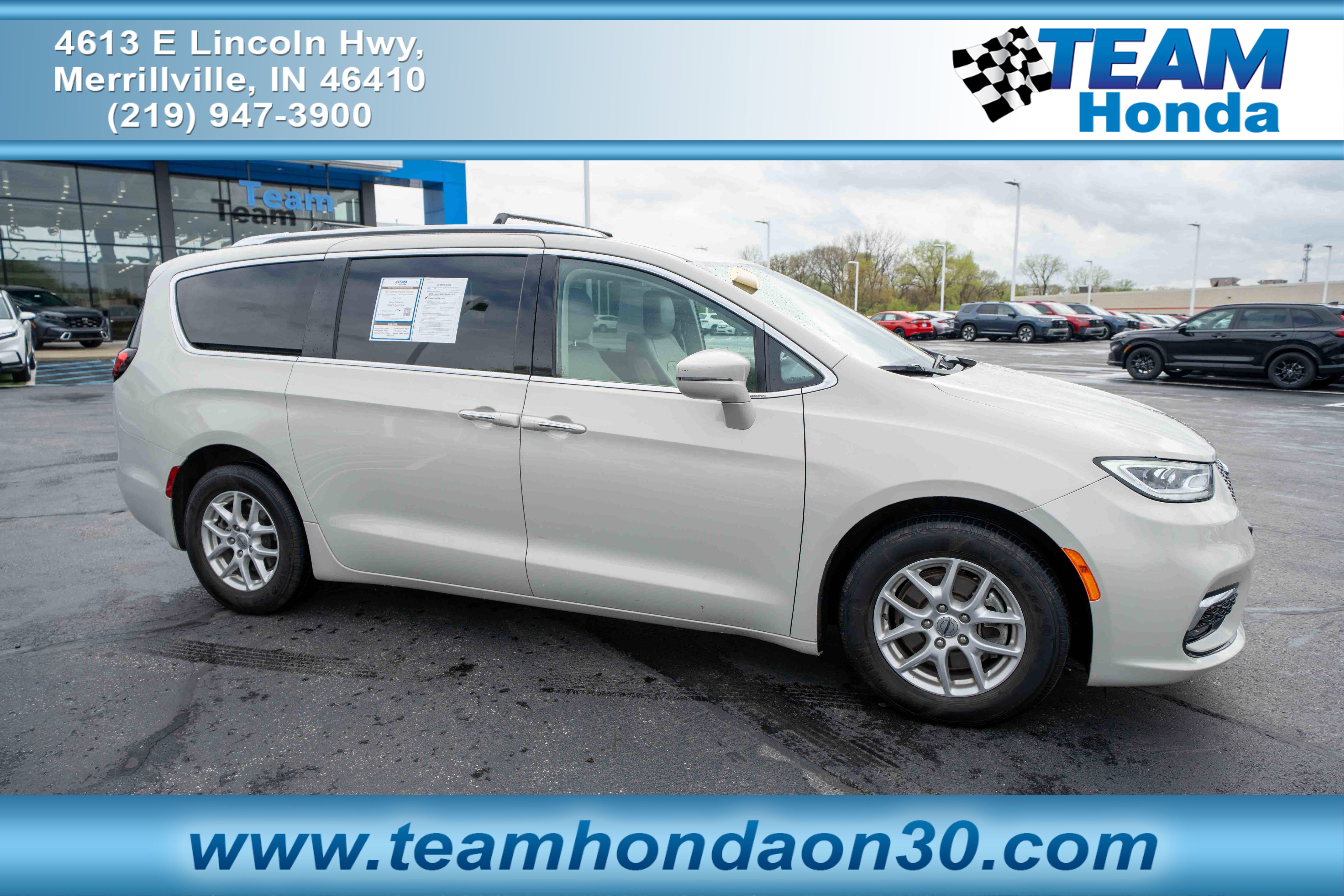 Used 2021 Chrysler Pacifica Touring-L